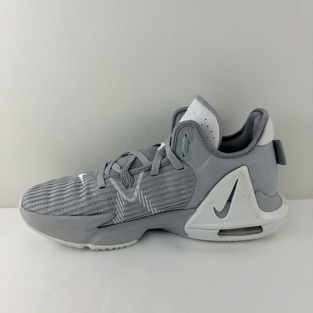 Nike LeBron Witness 6 TB Wolf Grey White Basketball Shoes Men's Size 12 - Picture 6 of 9